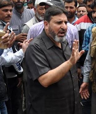 Disburse relief in pending flood cases without any further delay: Altaf Bukhari